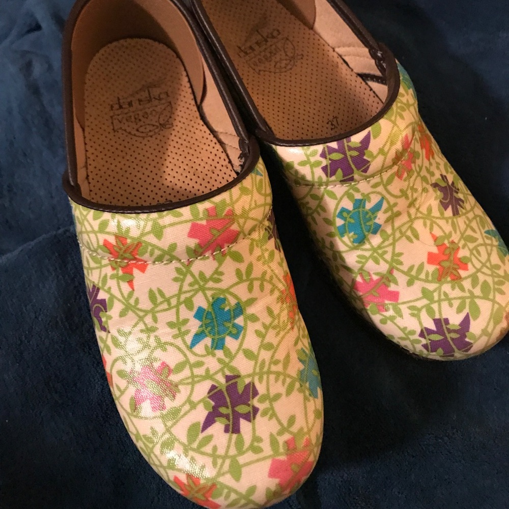 Dansko shoes